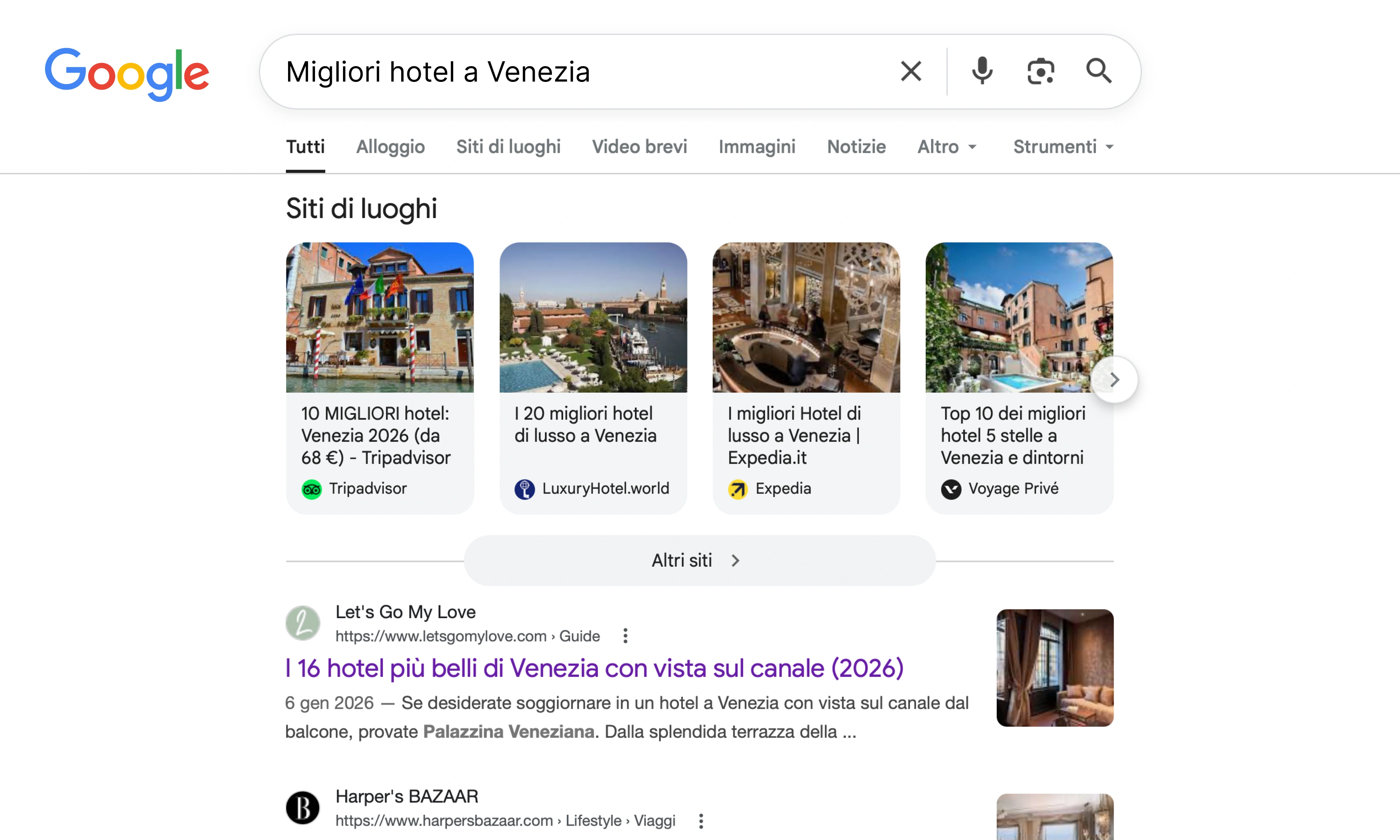Risultati di ricerca tradizionali con siti di terze parti in evidenza